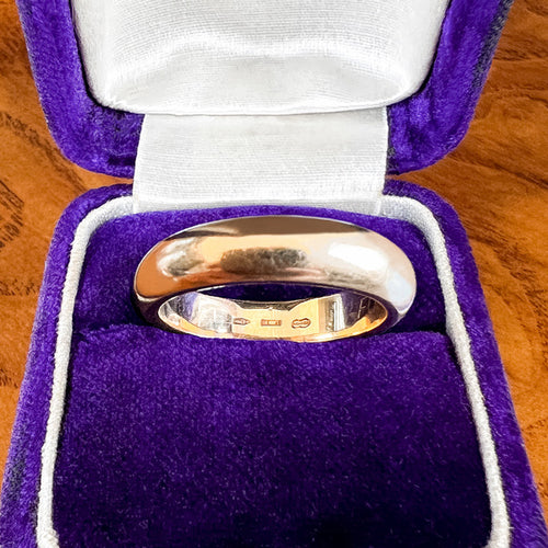 Vintage Wedding Band sold by Doyle and Doyle an antique and vintage jewelry boutique