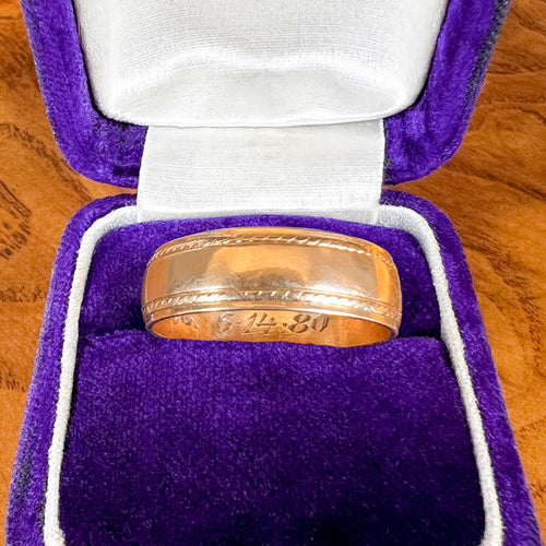 Vintage Decorative Edge Wedding Band Ring sold by Doyle and Doyle an antique and vintage jewelry boutique