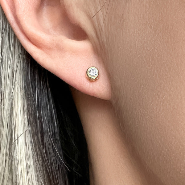 Diamond stud earrings bezel Clearance