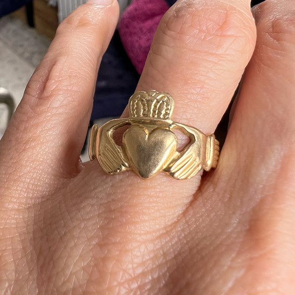 Vintage Claddagh Ring sold by Doyle and Doyle an antique and vintage jewelry boutique