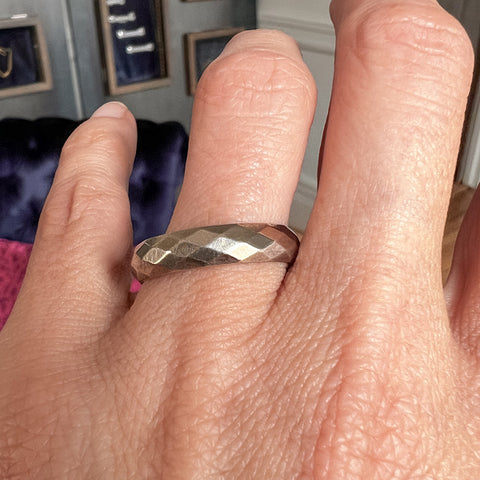 Vintage Wedding Band sold by Doyle and Doyle an antique and vintage jewelry boutique