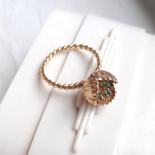 Vintage Emerald Gold Tulip Ring, from Doyle & Doyle antique and vintage jewelry