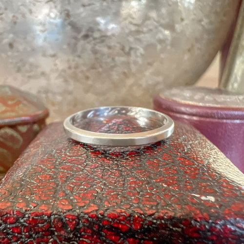 Vintage Platinum Wedding Band Ring sold by Doyle and Doyle an antique and vintage jewelry boutique