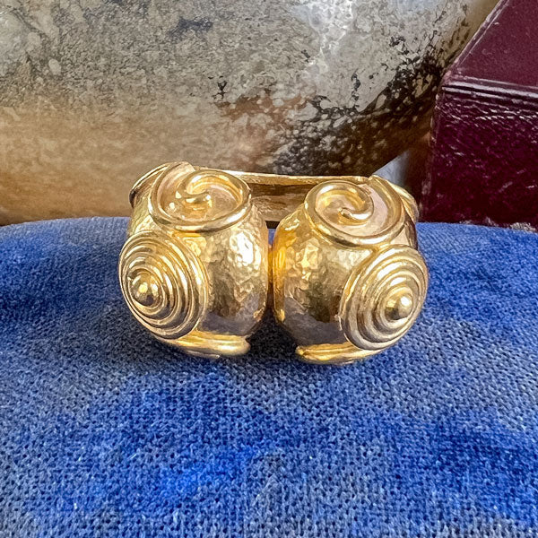 Vintage Zolotas Ring sold by Doyle and Doyle an antique and vintage jewelry boutique