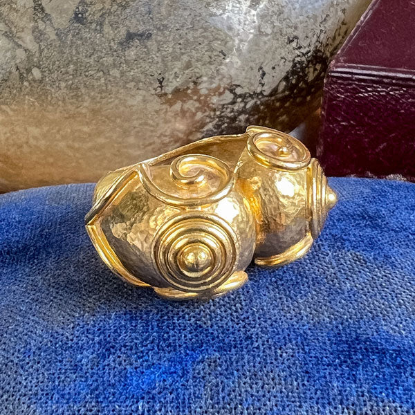 Vintage Zolotas Ring sold by Doyle and Doyle an antique and vintage jewelry boutique