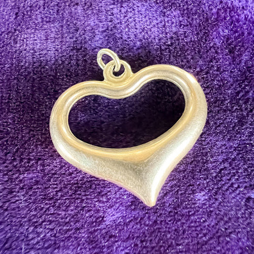 Vintage Heart Pendant sold by Doyle and Doyle an antique and vintage jewelry boutique