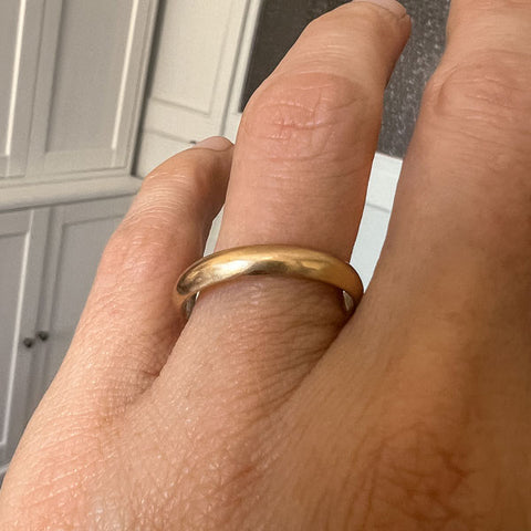 Vintage Wedding Band Ring sold by Doyle and Doyle an antique and vintage jewelry boutique