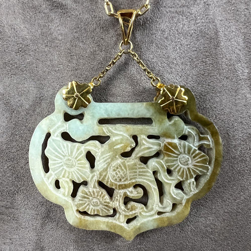 Vintage Carved Jade Pendant sold by Doyle and Doyle an antique and vintage jewelry boutique
