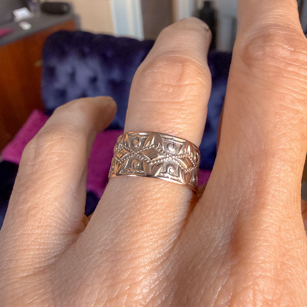 Victorian Patterned Wedding Band sold by Doyle and Doyle an antique and vintage jewelry boutique