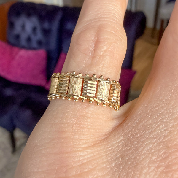 Vintage Flexible Chain Ring sold by Doyle and Doyle an antique and vintage jewelry boutique