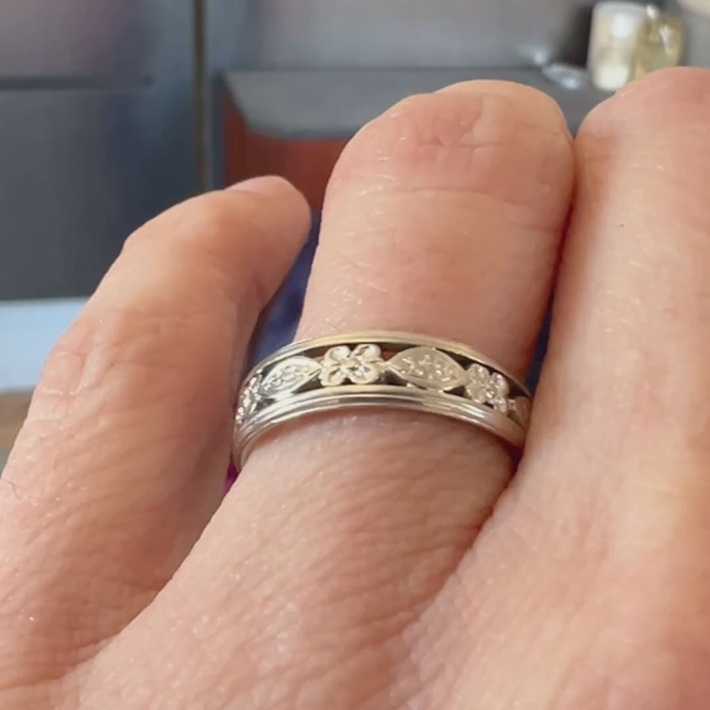 Vintage Wedding Band Ring sold by Doyle and Doyle an antique and vintage jewelry boutique