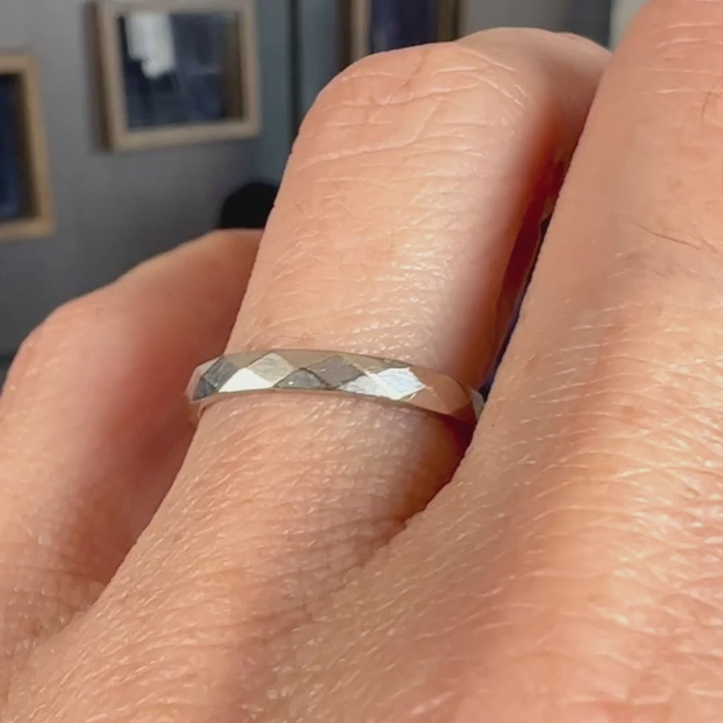Vintage Wedding Band sold by Doyle and Doyle an antique and vintage jewelry boutique