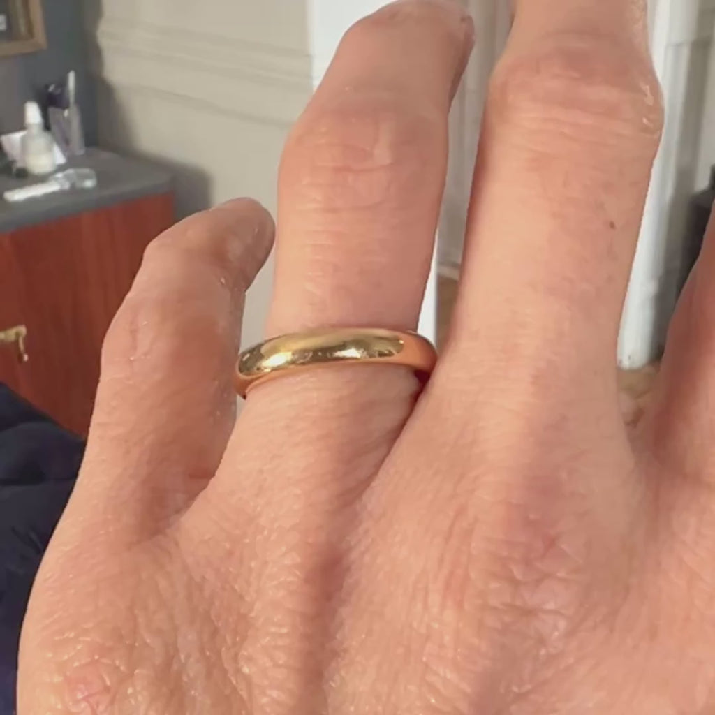 Vintage Gold Wedding Band Ring sold by Doyle and Doyle an antique and vintage jewelry boutique