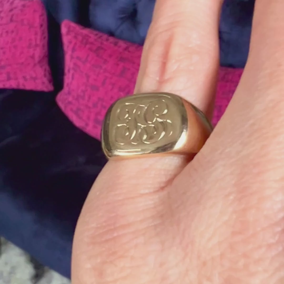 Vintage Signet Ring sold by Doyle and Doyle an antique and vintage jewelry boutique