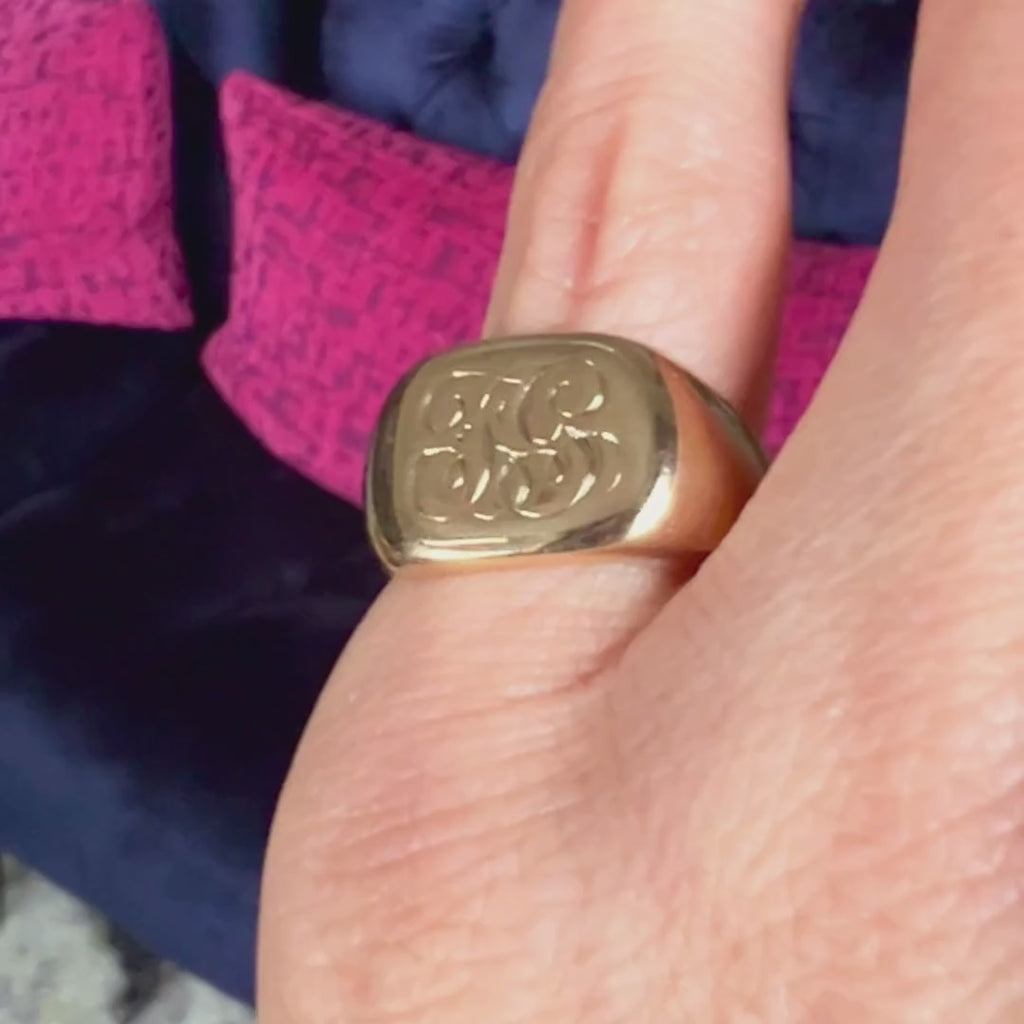 Vintage Signet Ring sold by Doyle and Doyle an antique and vintage jewelry boutique