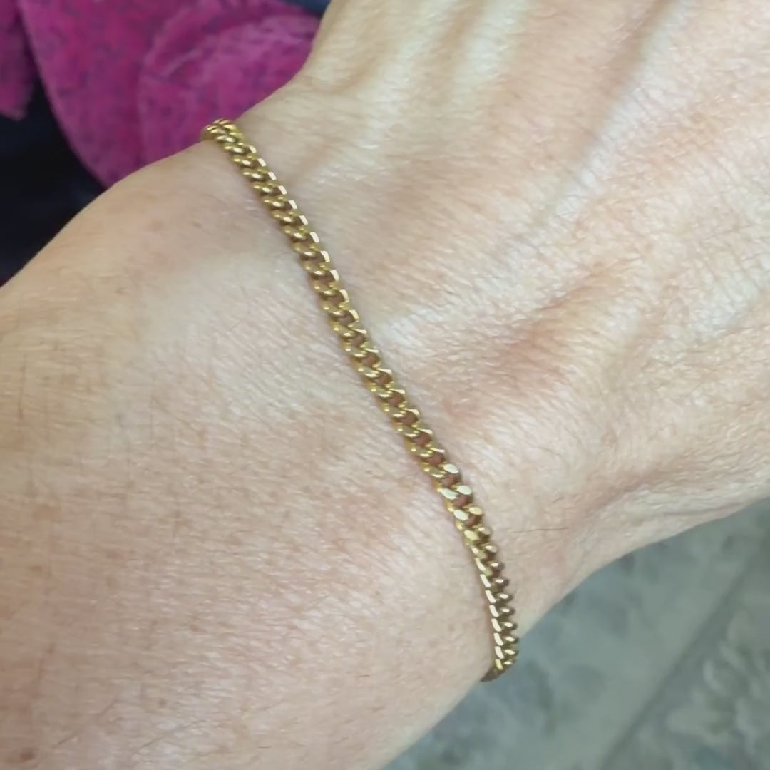 Vintage Curb Link Chain Bracelet sold by Doyle and Doyle an antique and vintage jewelry boutique