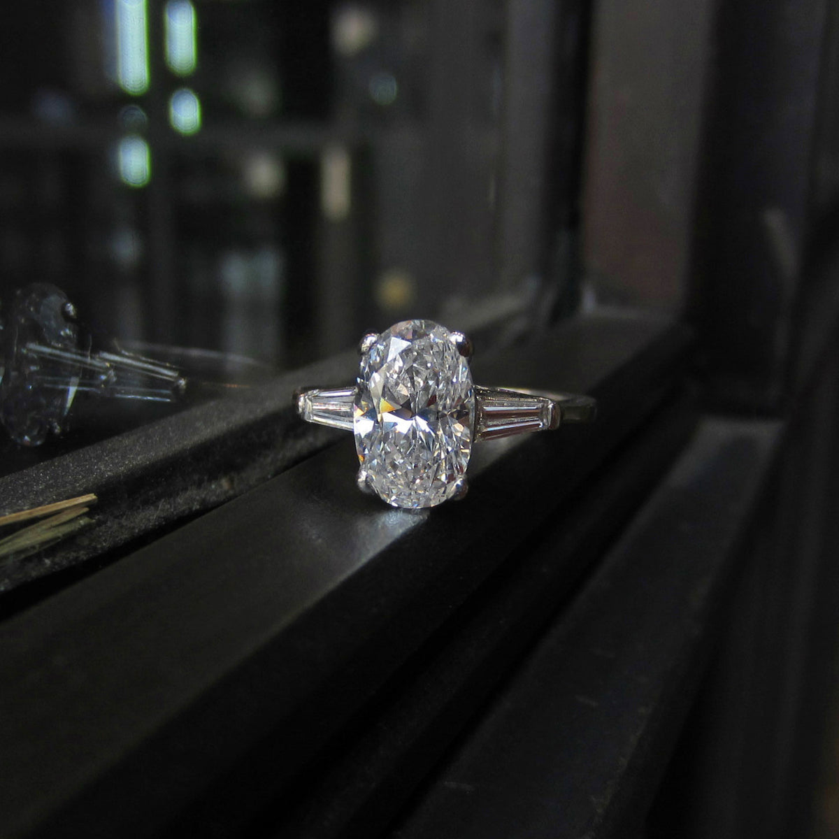 Vintage Engagement Ring, Oval 2.18ct