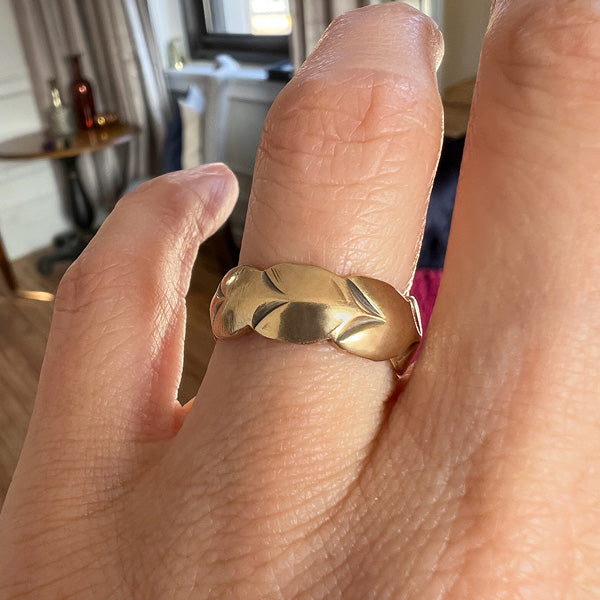 Vintage Patterned Wedding Band sold by Doyle and Doyle an antique and vintage jewelry boutique