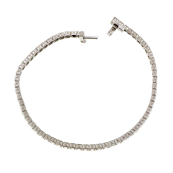 Straight-line Diamond Tennis Bracelet