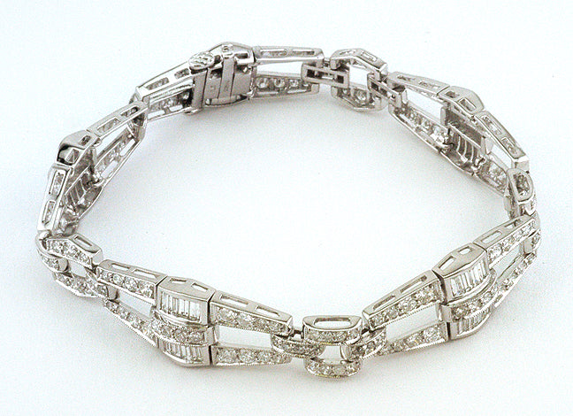 Round & Baguette Diamond 5.88ctw Link Bracelet