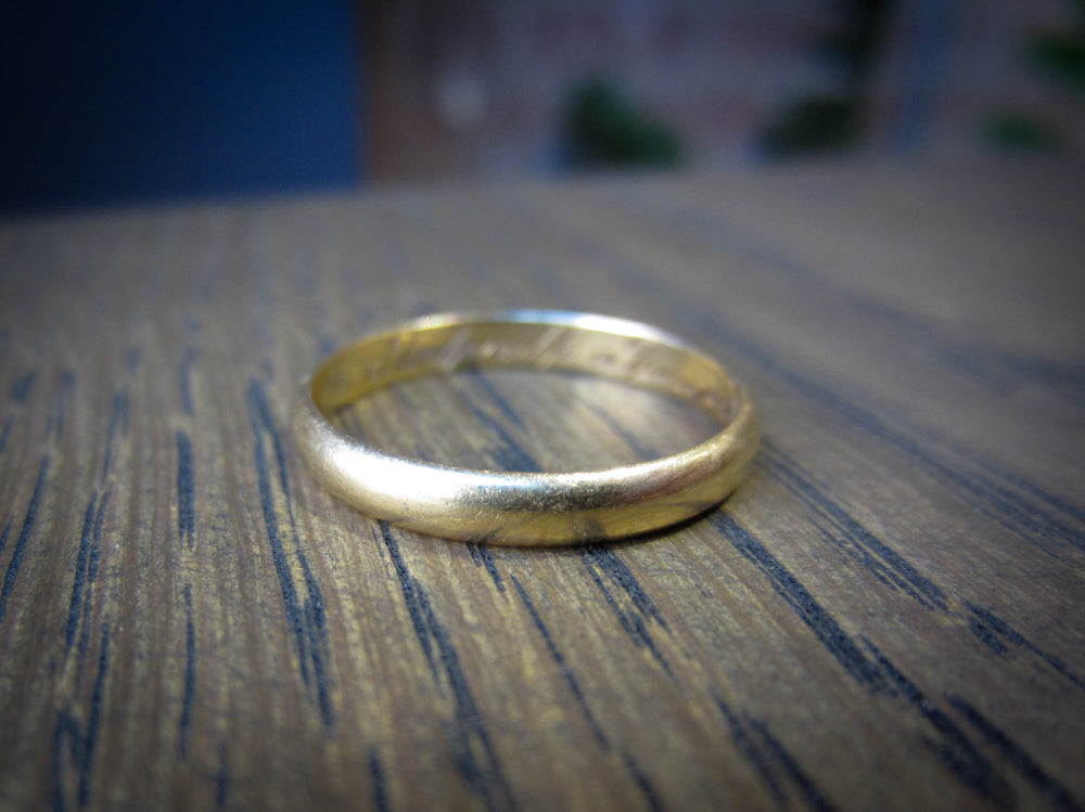 Edwardian Gold Wedding Band Ring :: Doyle & Doyle