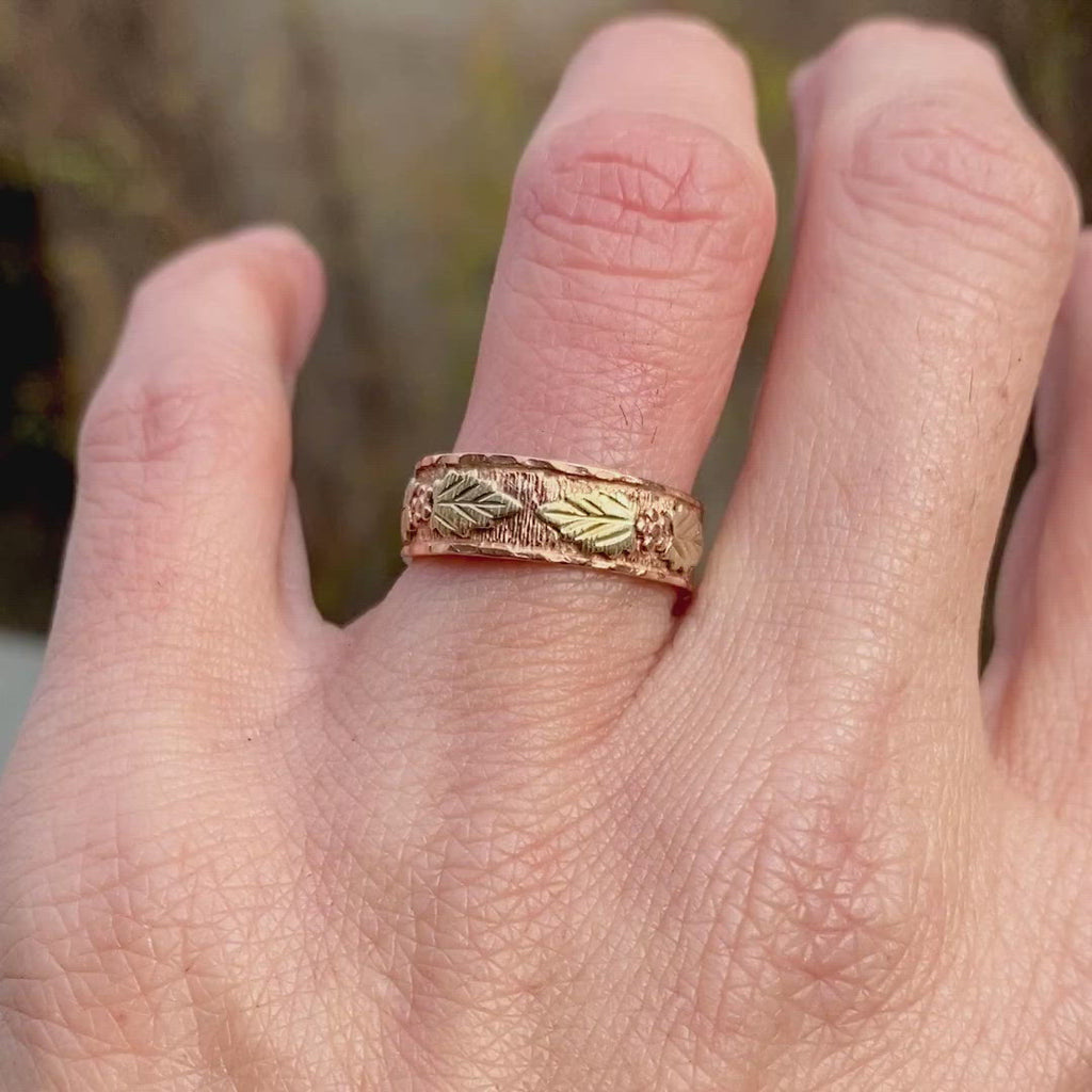 Victorian Two-toned Gold Band sold by Doyle and Doyle an antique and vintage jewelry boutique
